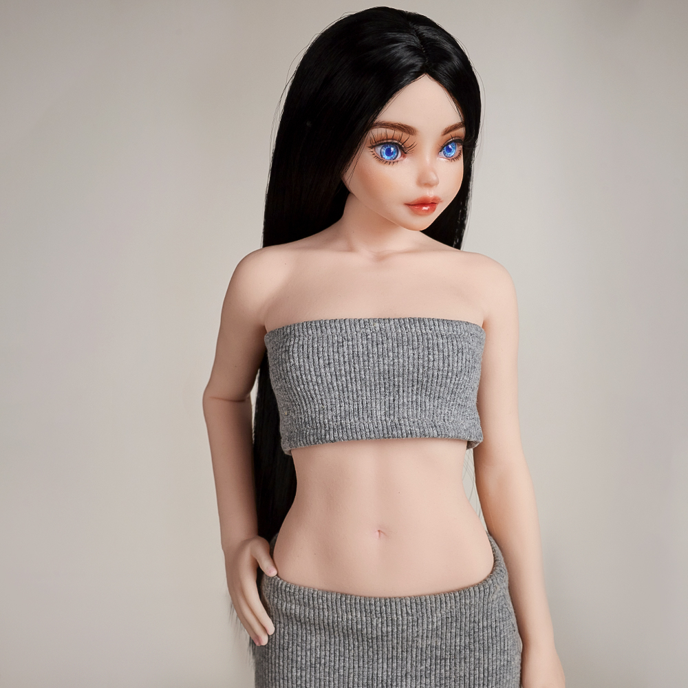 Black middle-part wig